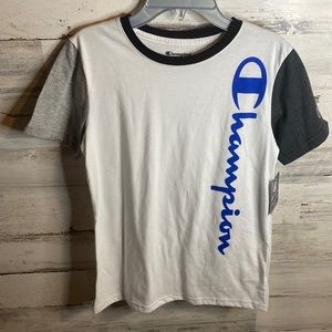 Champion Boys Shirt Size L NEW